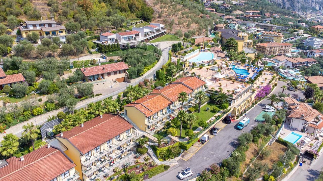 לימונה סול גרדה Hotel San Pietro מראה חיצוני תמונה
