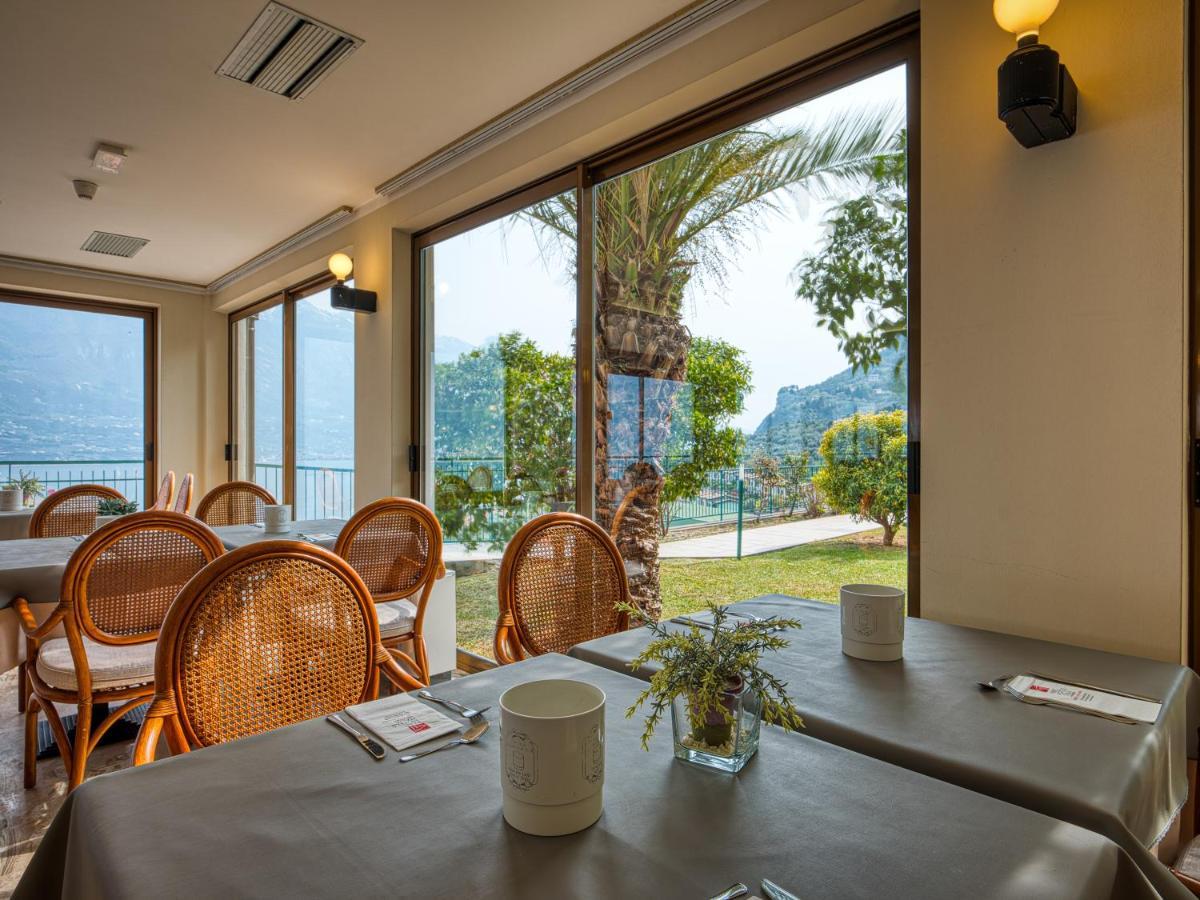 לימונה סול גרדה Hotel San Pietro מראה חיצוני תמונה