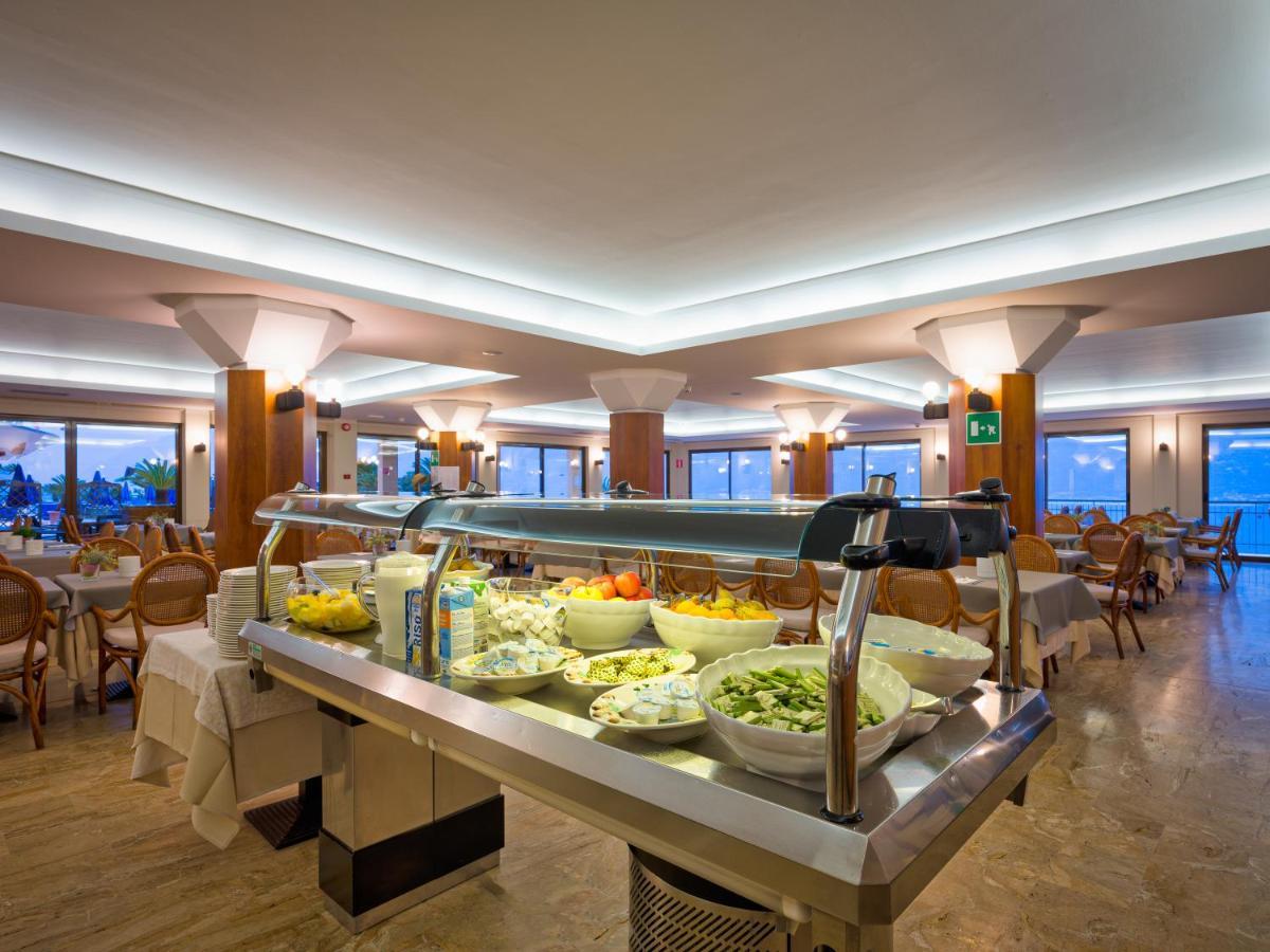 לימונה סול גרדה Hotel San Pietro מראה חיצוני תמונה