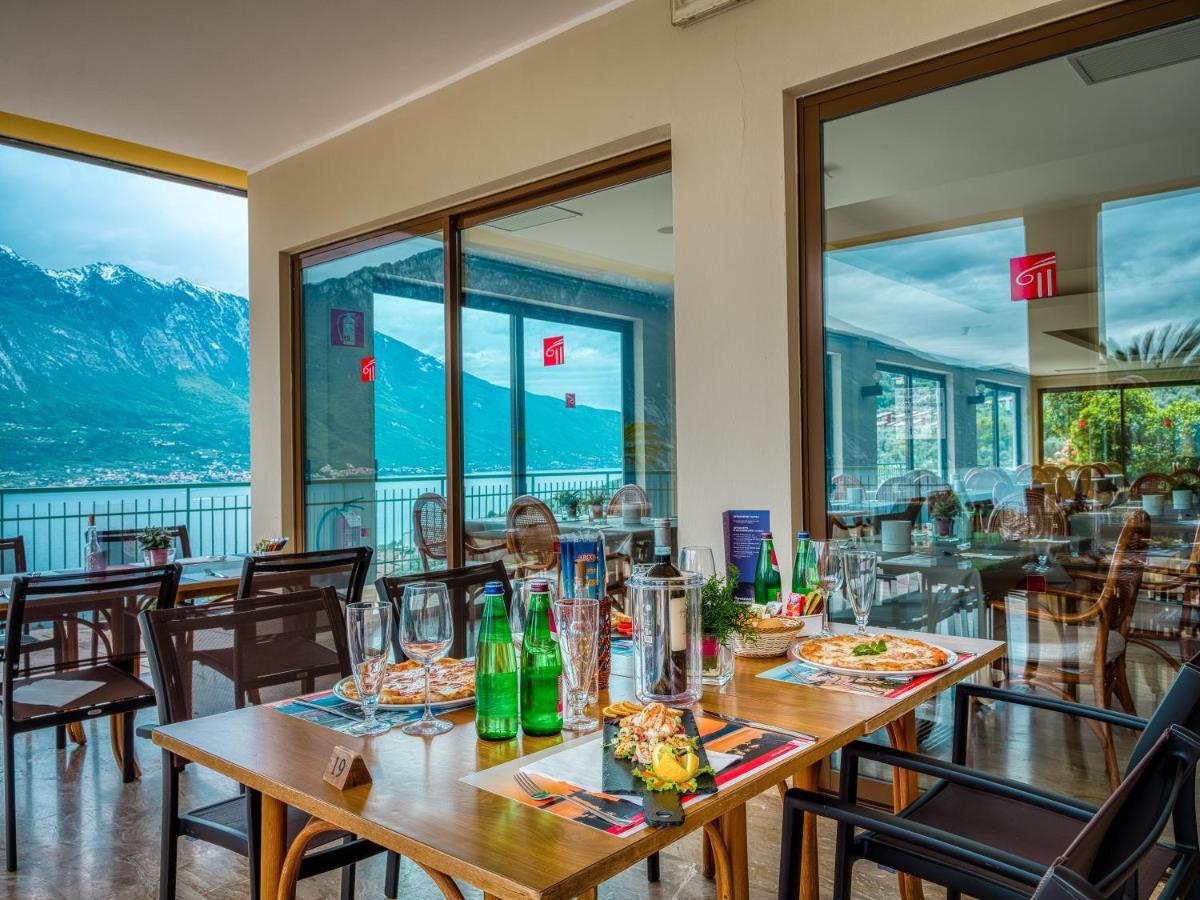 לימונה סול גרדה Hotel San Pietro מראה חיצוני תמונה